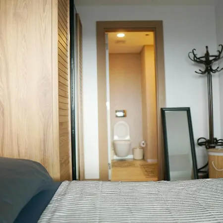 Apartamento Large Luxury Flat With Terrace 1+1 / Maslak 1453 *