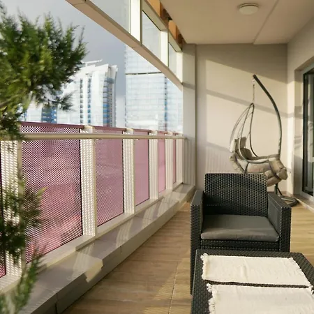 Large Luxury Flat With Terrace 1+1 / Maslak 1453 Apartamento *