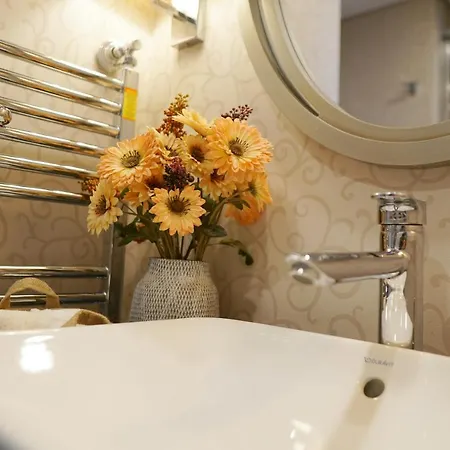 Large Luxury Flat With Terrace 1+1 / Maslak 1453 Daire